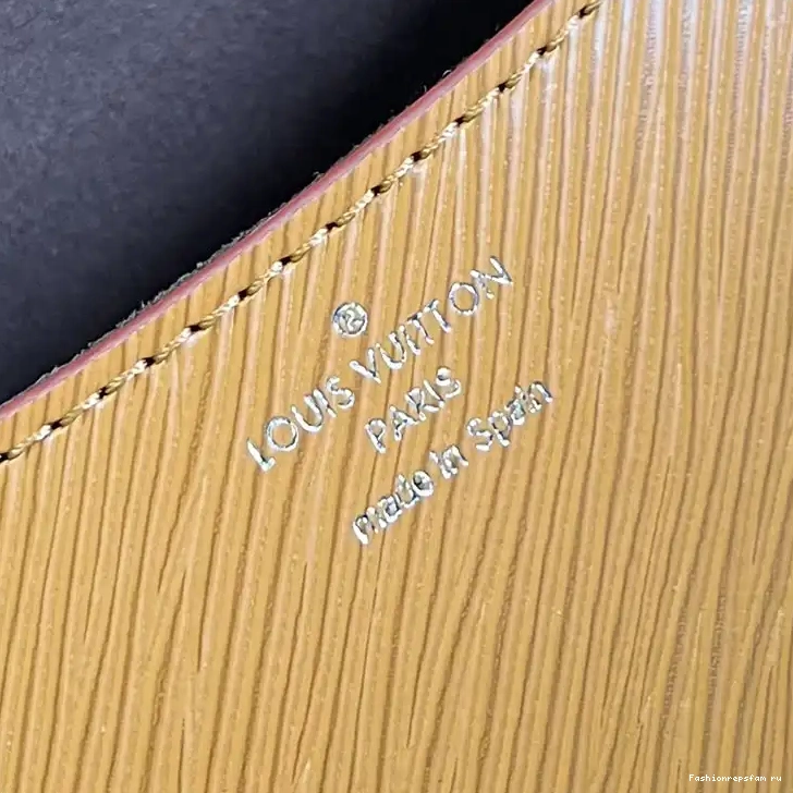 Fashionreps Bag 2209HT0010 LV 0821